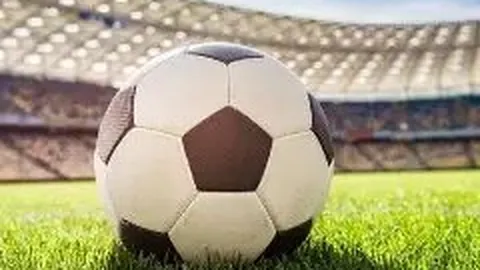 赵睿点赞：中国男篮展现国家队精神风貌