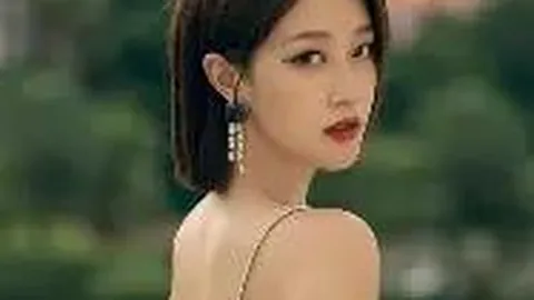 问界M8与M9揽获众多奖项，树立“新豪华”新标准